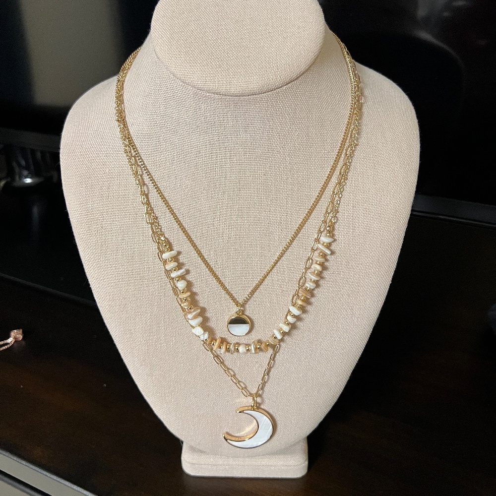 Park Lane Lunar Necklace - Gold and White